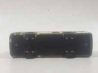Tomy Tomica No. 28 Isuzu Erga Bus White Green Orange 1/135 Scale Die Cast Toy Car Vehicle