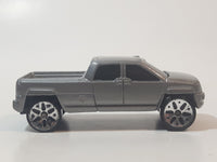 Maisto 2000 GMC Terradyne Truck Silver Grey Die Cast Toy Car Vehicle