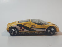 1999 Hot Wheels Criss Cross Crash Ford GT-90 Yellow Die Cast Toy Car Vehicle