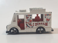 2001 Hot Wheels Good Humor "I Scream" Clown White Catering Truck Die Cast Toy Car Vehicle