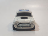 2007 Hot Wheels Pop-Offs Morris Mini Cooper White 07 Die Cast Toy Car Vehicle with Removable Body