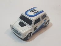 2007 Hot Wheels Pop-Offs Morris Mini Cooper White 07 Die Cast Toy Car Vehicle with Removable Body