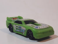 2004 M.M.T.L. Fast Lane Sports Car #17 Green Plastic Body Die Cast Toy Car Vehicle