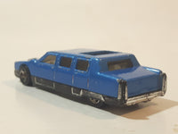 1997 Hot Wheels Biff! Bam! Boom! Series Limozeen Money Madness! Blue Die Cast Toy Car Vehicle