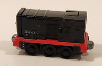 2009 Gullane Thomas & Friends Take Along N Play Diesel Locomotive Black Magnetic Die Cast Toy Vehicle