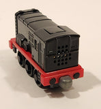 2009 Gullane Thomas & Friends Take Along N Play Diesel Locomotive Black Magnetic Die Cast Toy Vehicle