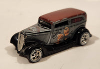 2013 Hot Wheels Pop Culture: The Muppets '34 Ford Sedan Grey and Maroon Die Cast Toy Car Vehicle