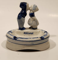 Delft Blue Deco Holland Dutch Boy and Girl Kissing Hand Painted Ceramic Ash Tray