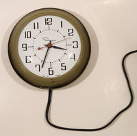 Retro Mid-Century Ingraham Olive Green 7" Round Electric Plug In Wall Clock Made in Canada