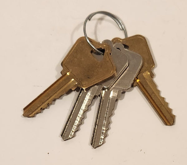 ilco AR4 Set of 4 Cut Keys On Key Ring