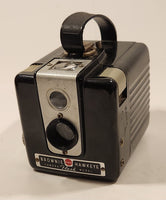 Vintage 1950s Kodak Brownie Hawkeye Camera Flash Model 620 Film Made In Canada