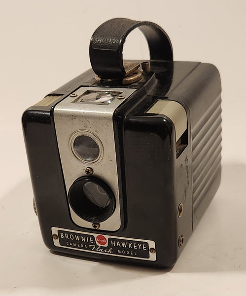 Vintage 1950s Kodak Brownie Hawkeye Camera Flash Model 620 Film Made In Canada