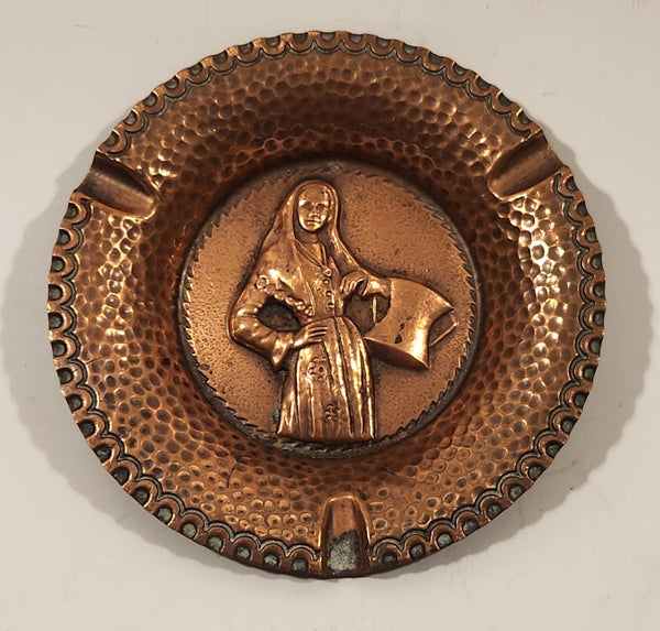 Vintage Ricordo D'Abruzzo "Woman with Basket" Copper Metal Cigarette Ashtray