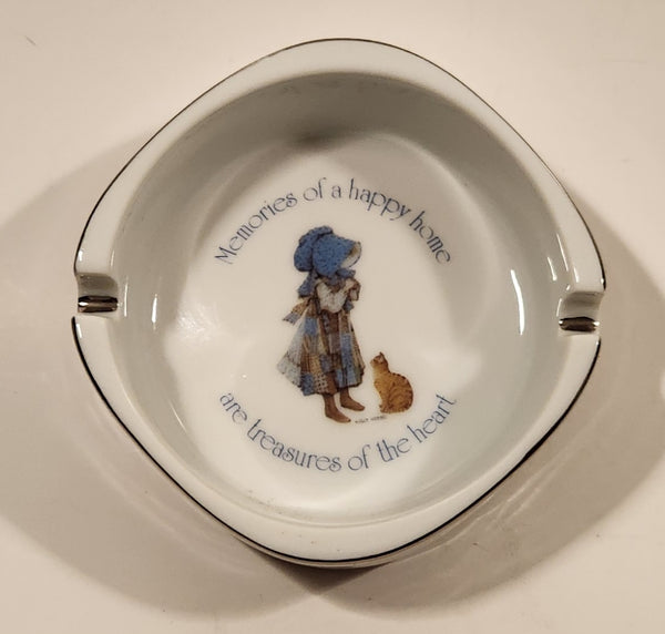 Vintage Designers Collection Holly Hobbie Blue Girl Genuine Porcelain Cigarette Ashtray Made Japan