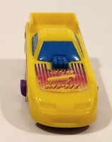 2002 Wendy's NHRA Funny Car Dragster Yellow Plastic Die Cast Toy Car Vehicle 3/5