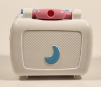 2018 Moose Kindi Kids Kindi Fun Puppy Petkin Lunch Box with Build A Sandwich Spoon and Fruit Cup Plastic Toy Play Set