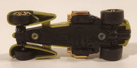 2009 Hot Wheels Trick Tracks Screamin' Hauler Satin Lime Green Die Cast Toy Car Vehicle