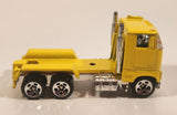 1999 Hot Wheels Constructions Site Playset Ford Stake Bed Truck Yellow Die Cast Toy Car Vehicle