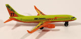 2007 Matchbox Boeing 737-800 Bolt Airways Airplane Fluorescent Yellow and Orange Die Cast Toy Aircraft