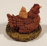 1997 Stratford Collection Chicken Hen with Chicks Miniature 1 1/4" Resin Figurine