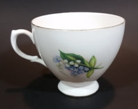 1959-1964 Queen Anne Bone China Ridgway Potteries England Floral Pattern 8490 Teacup - Treasure Valley Antiques & Collectibles