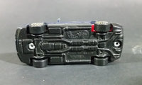 1994 Hot Wheels BMW 850i Metallic Dark Blue Die Cast Toy Car Vehicle