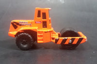 2002 Hasbro Maisto Tonka Orange Pavement Roller Diecast Toy Construction Vehicle - Treasure Valley Antiques & Collectibles