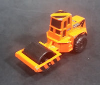 2002 Hasbro Maisto Tonka Orange Pavement Roller Diecast Toy Construction Vehicle - Treasure Valley Antiques & Collectibles