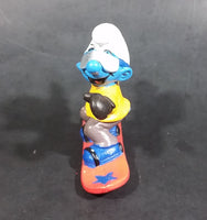 1997 Schleich Germany Peyo Puffo Smurf Snowboarder 2 3/8" PVC Figurine - Made in Portugal