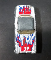 1982 Matchbox 1962 Chevrolet Corvette #39 White w/ Red Blue Flames Die Cast Toy Car Vehicle - Treasure Valley Antiques & Collectibles