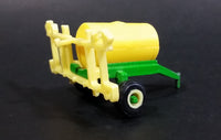 1990s Ertl Farm Machines John Deere Green and Yellow Sprayer 1/64 Die-cast Metal Farm Implement Toy Replica 5553-9011