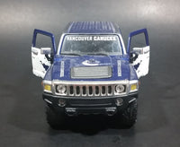 2009 Maisto Top Dog Collectible Vancouver Canucks NHL Hockey Hummer H3T Truck 1/26 Scale Die Cast Toy Car Vehicle