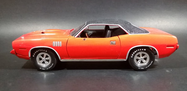 2005 Johnny Lightning 1971 Plymouth Barracuda 340 Four-Barrel Orange 1/18 Scale Die Cast Toy Model Muscle Car Vehicle - Treasure Valley Antiques & Collectibles