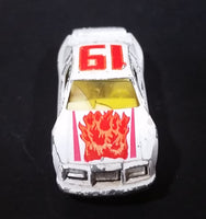 1980s Yatming Ford Thunderbird White 19 Red Flames No. 1033 Die Cast Toy Car Vehicle - Made in Thailand - Treasure Valley Antiques & Collectibles