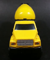 1990 Tonka CC-2571 Cement Mixer Truck Yellow Plastic Toy Car Construction Equipment Machinery Vehicle