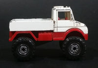 1991 Hot Wheels Mercedes-Benz Unimog Castrol Research Team Truck Die Cast Toy Car Vehicle