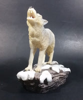 Wolf Howling On Snow Covered Rocks Heavy Resin Sculpture - 7" Tall - Treasure Valley Antiques & Collectibles