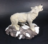 Wolf Howling On Snow Covered Rocks Heavy Resin Sculpture - 7" Tall - Treasure Valley Antiques & Collectibles