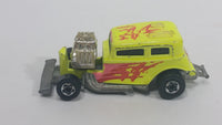 1990 Hot Wheels Super California Customs '32 Ford Vicky Cool Duel Bright Yellow Die Cast Toy Hot Rod Car Vehicle