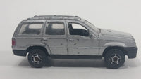 Motor Max Jeep Grand Cherokee Silver Grey No. 6072 Die Cast Toy SUV Car Vehicle - Treasure Valley Antiques & Collectibles