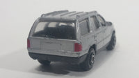 Motor Max Jeep Grand Cherokee Silver Grey No. 6072 Die Cast Toy SUV Car Vehicle - Treasure Valley Antiques & Collectibles