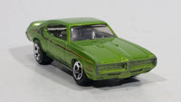 2013 Hot Wheels Muscle Mania '69 Pontiac GTO Lime Green Die Cast Toy Car Vehicle