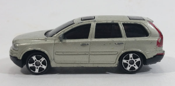 Maisto Volvo XC90 Silver Grey SUV 1/64 Scale Die Cast Toy Car Vehicle