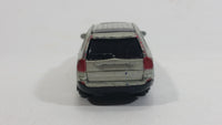 Maisto Volvo XC90 Silver Grey SUV 1/64 Scale Die Cast Toy Car Vehicle