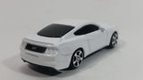 Maisto 2015 Ford Mustang GT White Die Cast Toy Car Vehicle