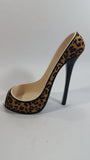 Wild Eye Designs High Heel Stiletto Leopard Print Fabric Covered Ceramic Shoe Shaped Wine Bottle Holder