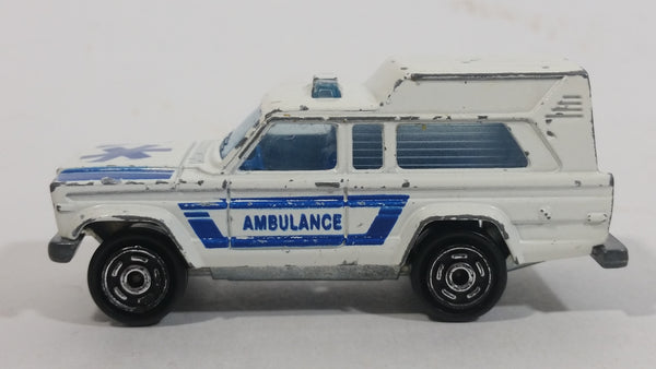 Vintage Majorette Ambulance No. 269 White 1/64 Scale Die Cast Toy Car Vehicle