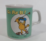 Enesco United Features Syndicate Jim Davis "Go For It!" Garfield Golfing Ceramic Coffee Mug