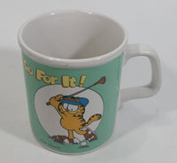 Enesco United Features Syndicate Jim Davis "Go For It!" Garfield Golfing Ceramic Coffee Mug