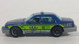 2016 Matchbox City 2006 Ford Crown Victoria LAX Taxi Blue Die Cast Toy Car Vehicle - Los Angeles Airport Taxi